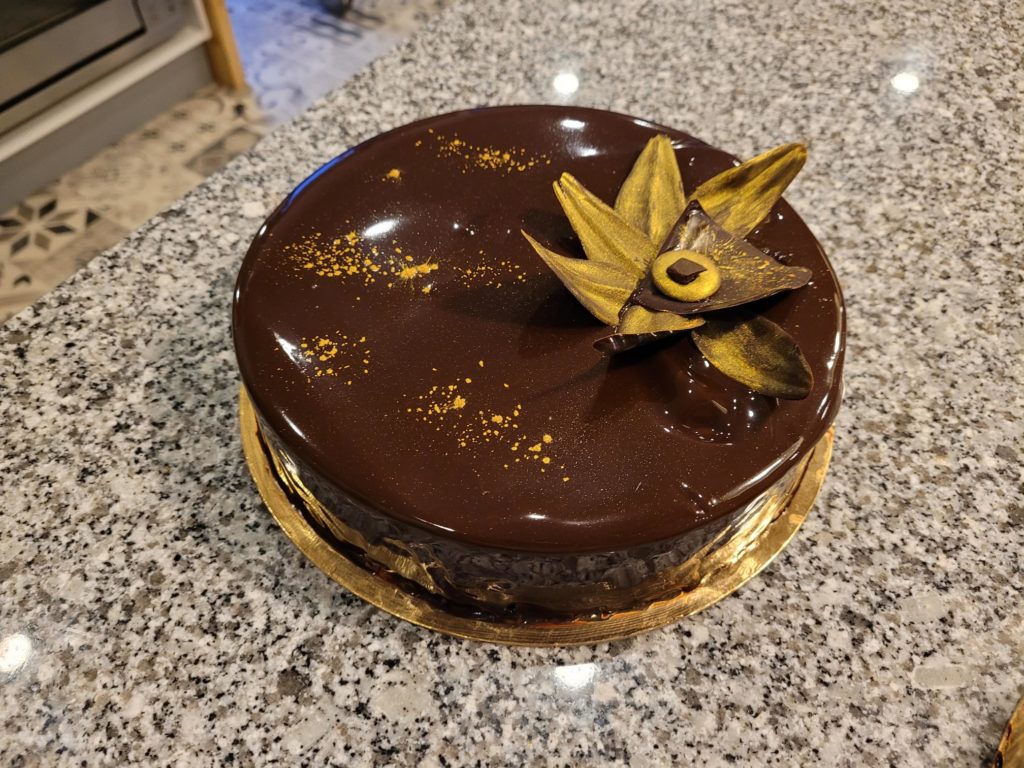 Atelier entremet chocolat, venez réaliser votre royal chocolat, glaçage miroir, et décor chocolat